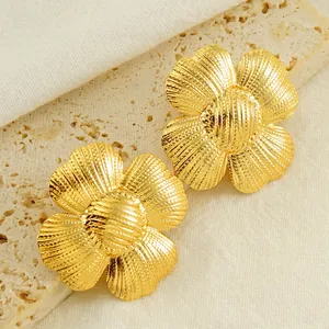 Flower Stud Earrings Stainless Steel 18K Gold Plated Vintage French Style Floral Textured Jewelry For Women