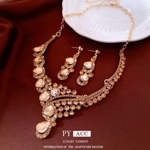 French Vintage Luxury Alloy Rhinestone Necklace And Earrings Jewelry Set Court Style Waterdrop Crystal Jewelry For Women