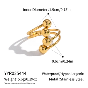 Detailed view of golden stainless steel ring dimensions with 1.9cm inner diameter and balls