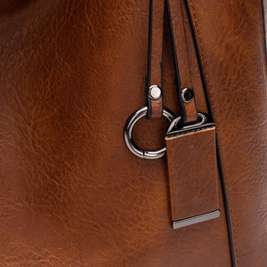 Brown pebbled leather handbag with silver metal ring and premium stitching details