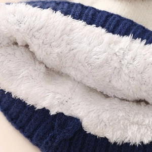 Winter knit set for kids with navy blue thick knitting and warm white fleece lining