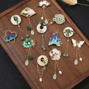 Vintage Chinesischer Stil Broschen Zinklegierung Emaille Landschaft Bambus Lotus Quaste Strass Künstliche Perle Damen Schmuck