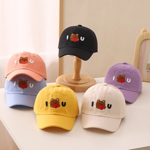 Kinder Baseballkappe Set mit süßer Bärenherz Stickerei