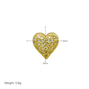 Detailed view of 8mm heart pendant with zircon stones showing weight of 0.8g