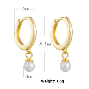 Detailed view of S925 sterling silver pearl hoop earrings with size 19.5mm and 12mm