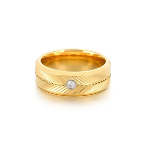 Men's gold stainless steel ring featuring engraved feather texture and a centered zircon