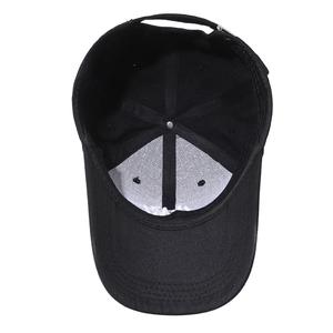 Adjustable black cotton baseball cap with six-panel structure and metal buckle