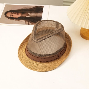 Atmungsaktiver Herren Sommerhut mit dunkelbraunem Mesh und Strohkrempe im Jazz-Stil