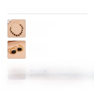 Detailed size and weight chart for the gold necklace and matching earring set