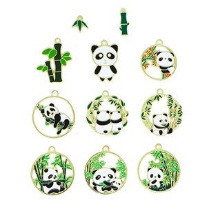 Set da 11 pezzi di ciondoli in smalto con panda e bambù per gioielli fai da te e collane