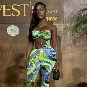 Ensemble moulant deux pièces à imprimé abstrait avec bustier à cordon et pantalon ajouré