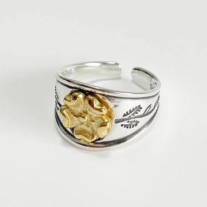 Bague vintage en argent sterling 925 avec fleur dorée et gravure de feuilles