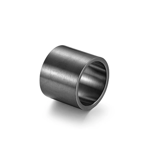 18mm breiter gebürsteter Titanstahlring für Herren mit polierter Innenoberfläche