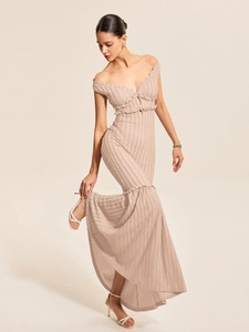 Pink textured knit maxi dress with off-shoulder ruffles and V-neck slim silhouette