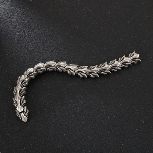 Retro stainless steel dragon scale link bracelet in antique silver punk style for men