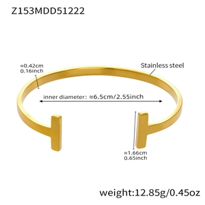 Detail showing 18k gold plated T-shape open cuff bracelet dimensions and weight specifications