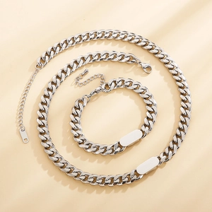 Ensemble collier et bracelet à grosse chaîne cubaine argentée avec plaque gravée