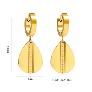 Polished gold teardrop earrings with dimensions 32mm by 14mm and 9g weight details