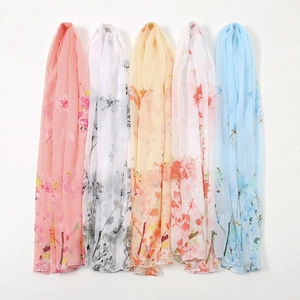 Foulard en Mousseline à Imprimé Floral pour Femme Fin Doux Protection Solaire Écharpe de Plage Mode Motif Botanique Longue Écharpe Accessoires