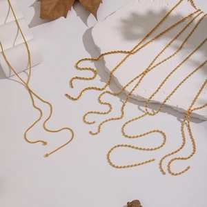 Ensemble de colliers dorés en acier inoxydable étanche avec chaînes serpent et maillons