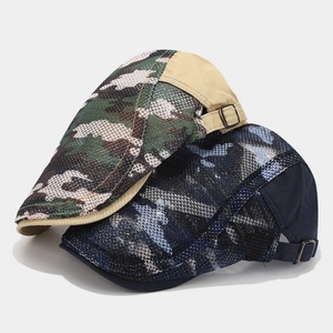 Breathable mesh flat cap with camouflage pattern and adjustable side metal buckle