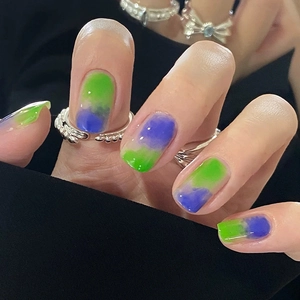 Klein Blue Gradient Bi-Color Detachable Square Short Press On Nails With Glue For Women Daily Manicure Nail Art Decoration