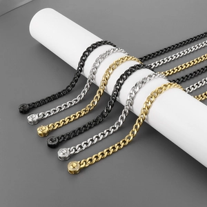 Chaînes cubaines 10mm en noir, argent et or avec des fermoirs sertis de zircons
