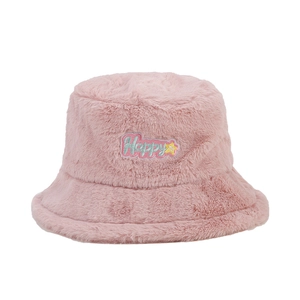 Chapeau bob rose en peluche avec broderie Happy et étoile pour l'hiver au chaud