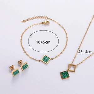 Detailed view of 18K gold square jewelry set with exact length measurements for sizing