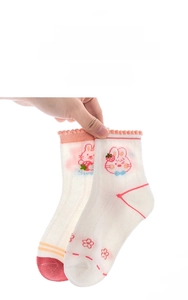 Chaussettes en résille pour bébé avec motifs lapin rose et fraise pour l'été