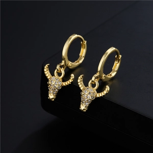 18K gold-plated bull head hoop earrings with shimmering clear cubic zirconia stones