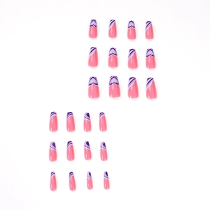 Rosa und lila Herzmuster Coffin Press on Nails Set mit 24 Stück künstlichen Nägeln