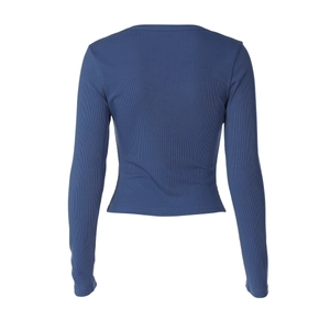 Vue arrière d'un crop top ajusté à manches longues en maille côtelée bleu foncé