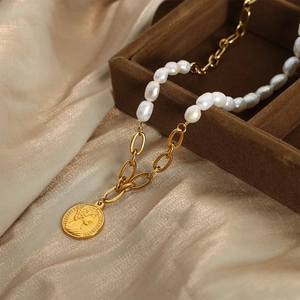 Vintage Titanium Steel Gold Plated Coin Pendant Necklace With Freshwater Pearl For Women French Style Retro Jewelry