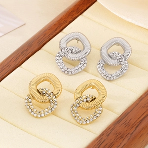 Interlocking Circle Stud Earrings 316L Stainless Steel Pave Rhinestone Spiral Texture Elegant Minimalist Jewelry For Women