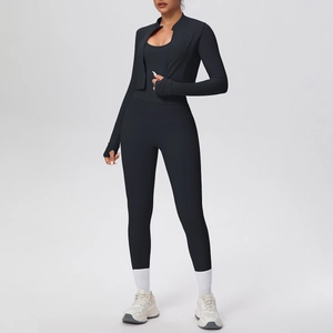 Completo yoga nero 3 pezzi con giacca zip, reggiseno sportivo e leggings a vita alta