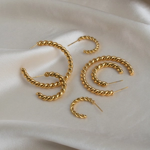 Twisted Rope C-Shaped Hoop Earrings 18K Gold Plated Stainless Steel Waterproof Hypoallergenic Geometric For Women