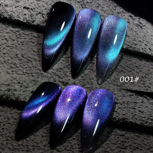 Macro di unghie stiletto occhio di gatto arcobaleno con finitura galassia blu-viola