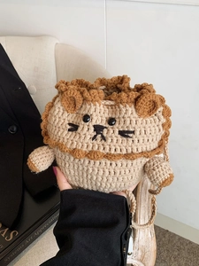 Handmade Crochet Cartoon Lion Shape Crossbody Bag Cotton Wool Thread Drawstring Mini Shoulder Purse For Women Girls