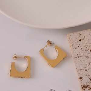 Minimalist geometric square earrings with 18k gold plating on polished stainless steel