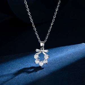 Stainless Steel Necklace With Zircon Bow Floral Wreath Pendant Rhinestone Inlay Elegant Fashion Jewelry For Women