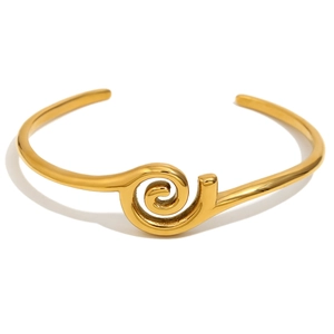 Polished 18K gold plated stainless steel spiral open bangle with minimalist design