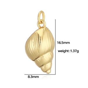 Detail view of golden seashell pendant with measurements 16.5mm height and 1.37g weight