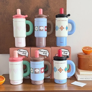 900ml insulated stainless steel tumbler with straw in three stylish color combinations