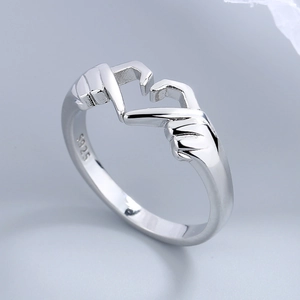 Minimalist S925 sterling silver heart-shaped hug ring with hand gesture design