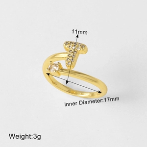 Gedetailleerde maattabel met 11mm hoogte en 17mm binnendiameter van de 18k vergulde T-ring