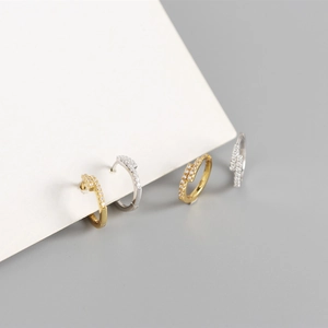 Detailed view of S925 sterling silver lightning hoop earrings with micro-set zircon crystals
