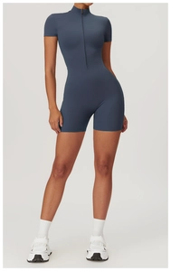 Combinaison de yoga à manches courtes bleu brume avec demi-zip pour le fitness