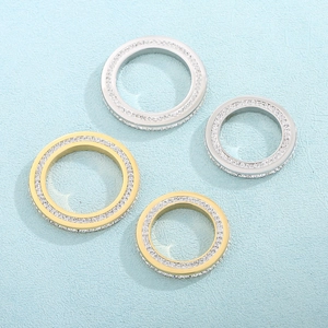 Pendentif Cercle Rond En Acier Inoxydable Électrolytique Strass Étincelant Charm Creux Pour DIY Fabrication Bijoux