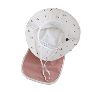 Kids quick-dry sun hat with cherry print and pink neck protection flap for girls